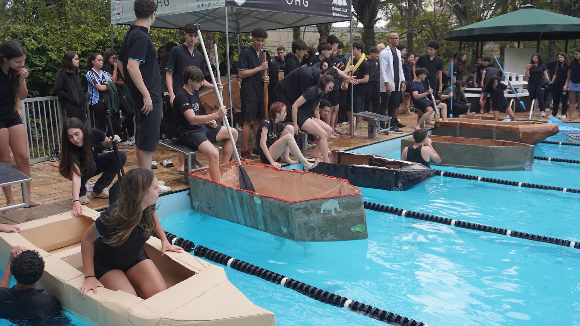 Piscina Semiolímpica